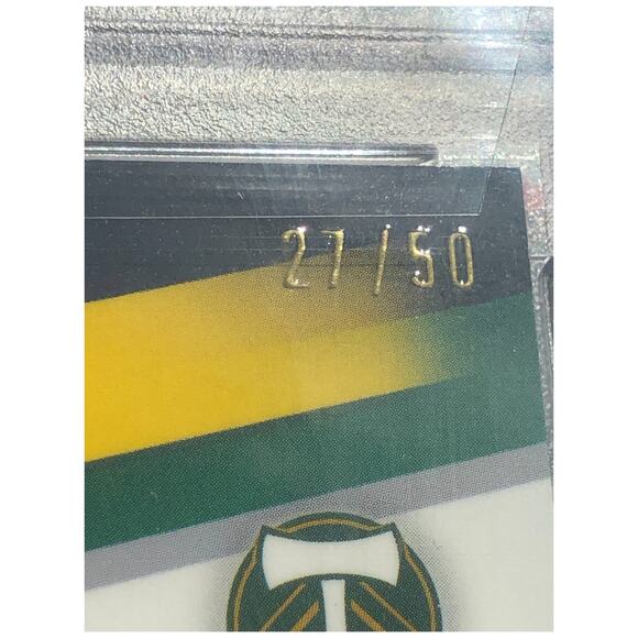 2022 Topps Chrome MLS Gold Mini-Diamond Refractor 97 Cristhian Paredes /50 PSA10 - Picture 8 of 8